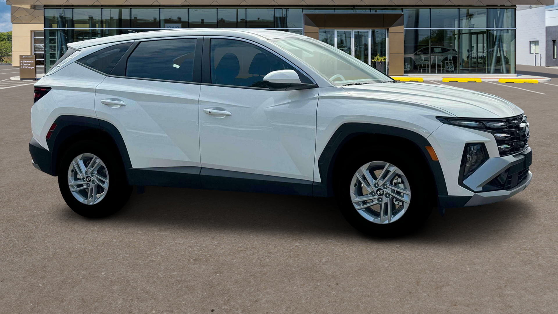 2025 Hyundai TUCSON SE