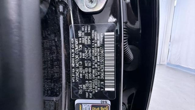2025 Hyundai TUCSON SE