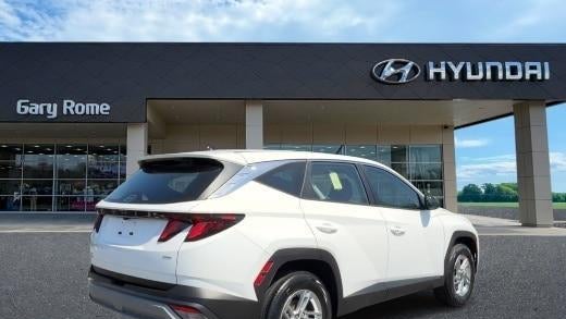 2025 Hyundai TUCSON SE