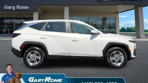2025 Hyundai TUCSON SE