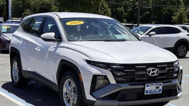 2025 Hyundai TUCSON SE