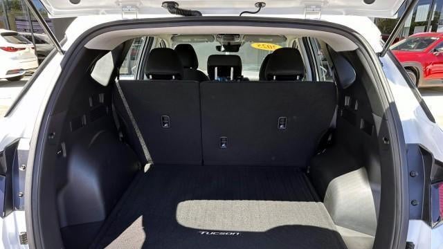 2025 Hyundai TUCSON SE