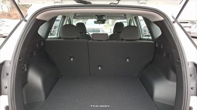 2025 Hyundai TUCSON SE