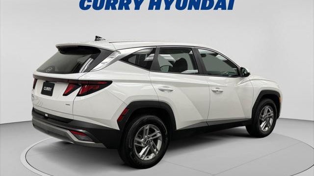 2025 Hyundai TUCSON SE