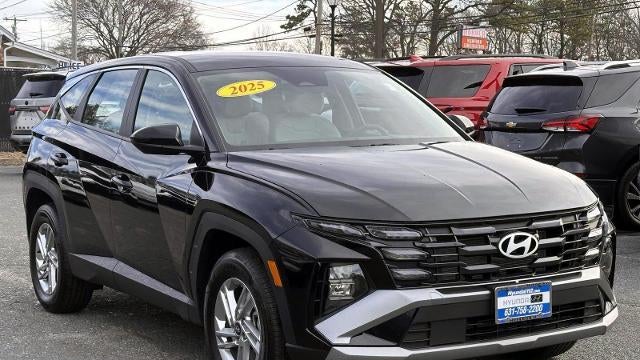 2025 Hyundai TUCSON SE