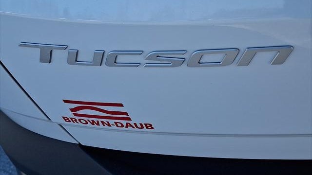 2025 Hyundai TUCSON SE