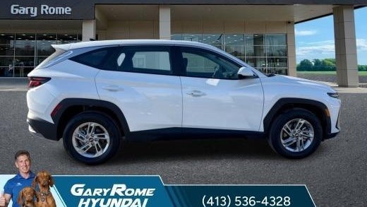 2025 Hyundai TUCSON SE