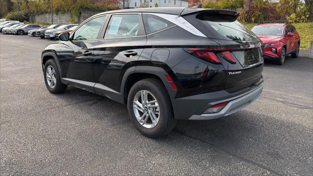 2025 Hyundai TUCSON SE