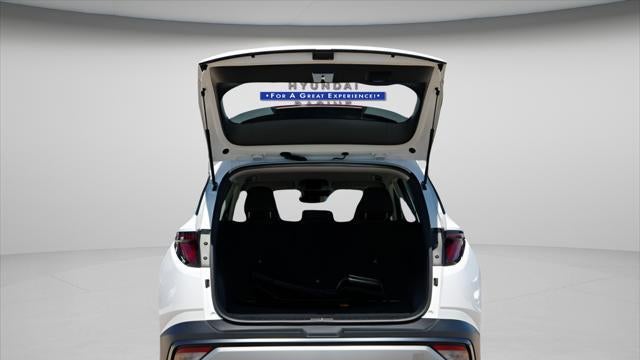 2025 Hyundai TUCSON SE