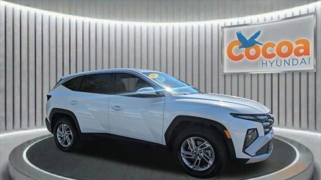 2025 Hyundai TUCSON SE