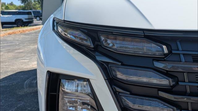 2025 Hyundai TUCSON SE