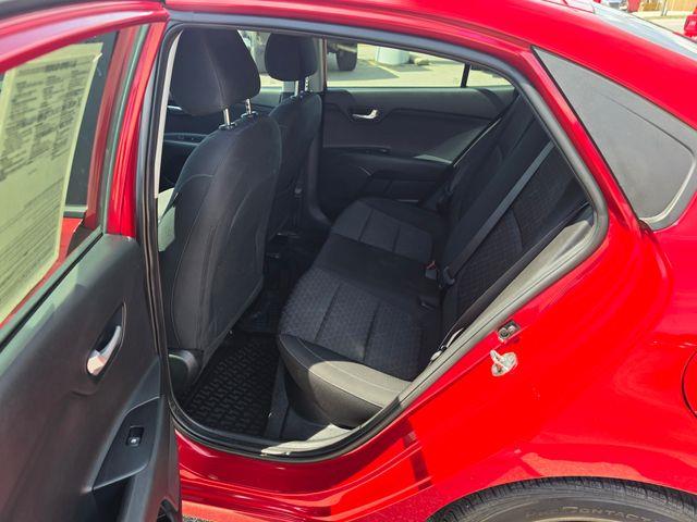 2022 Kia Rio - $15,499
