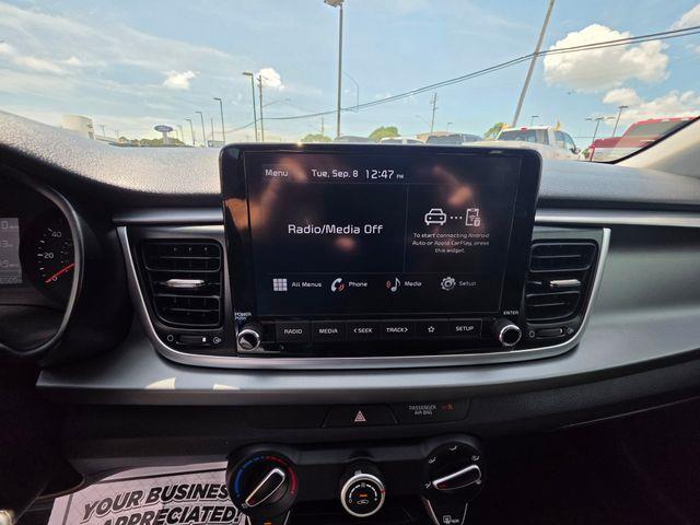 2022 Kia Rio - $15,499