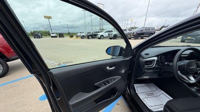 2023 Kia Rio LX