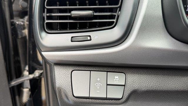 2023 Kia Rio LX
