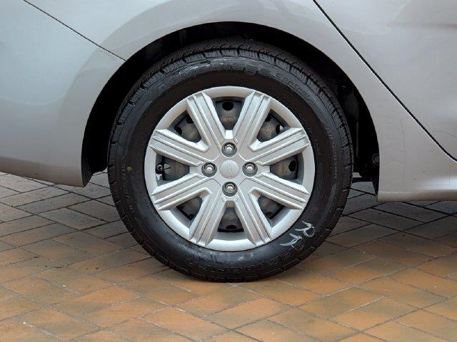 2023 Kia Rio - $13,000