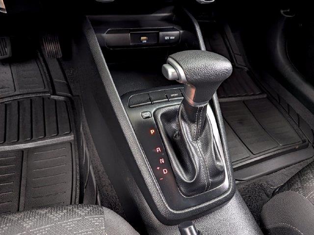 2023 Kia Rio - $13,000