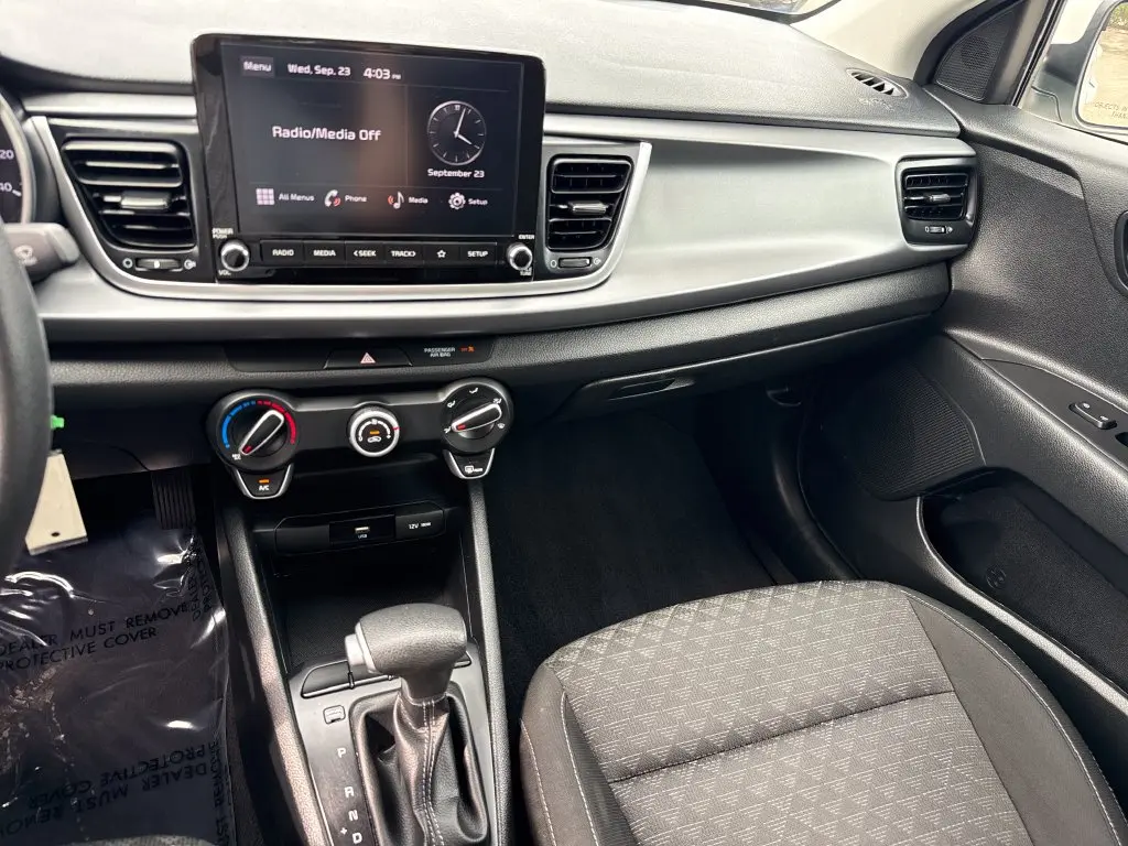 2023 Kia Rio - $14,900