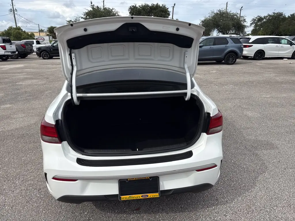 2023 Kia Rio - $14,900