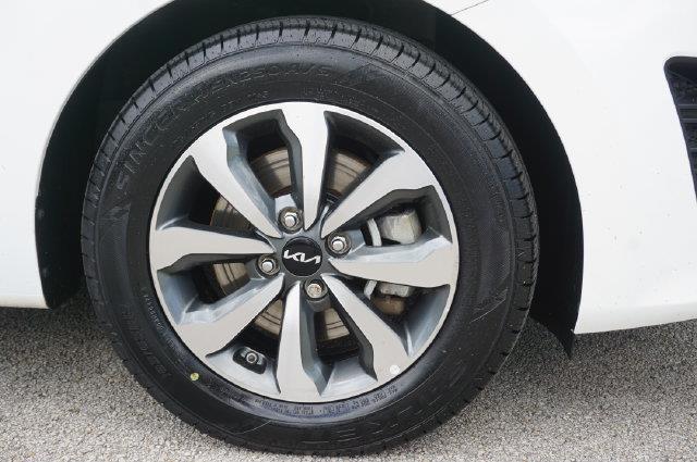 2023 Kia Rio - $12,900