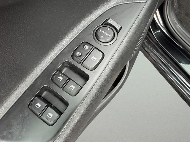 2023 Kia Rio - $15,850