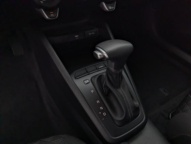 2022 Kia Rio - $15,999