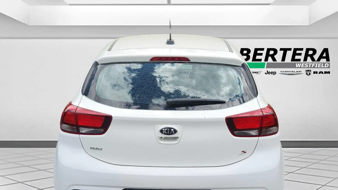 2020 Kia Rio 5-Door S