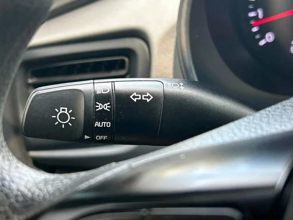 2020 Kia Rio - $10,131