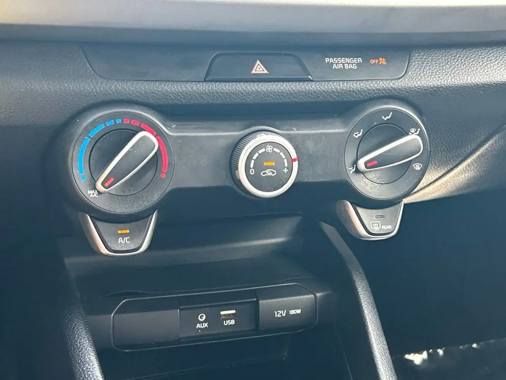 2020 Kia Rio - $10,131