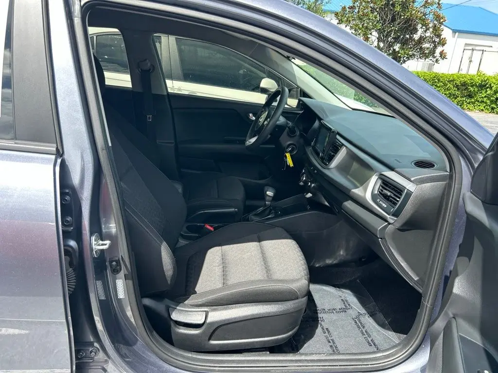 2020 Kia Rio - $10,131