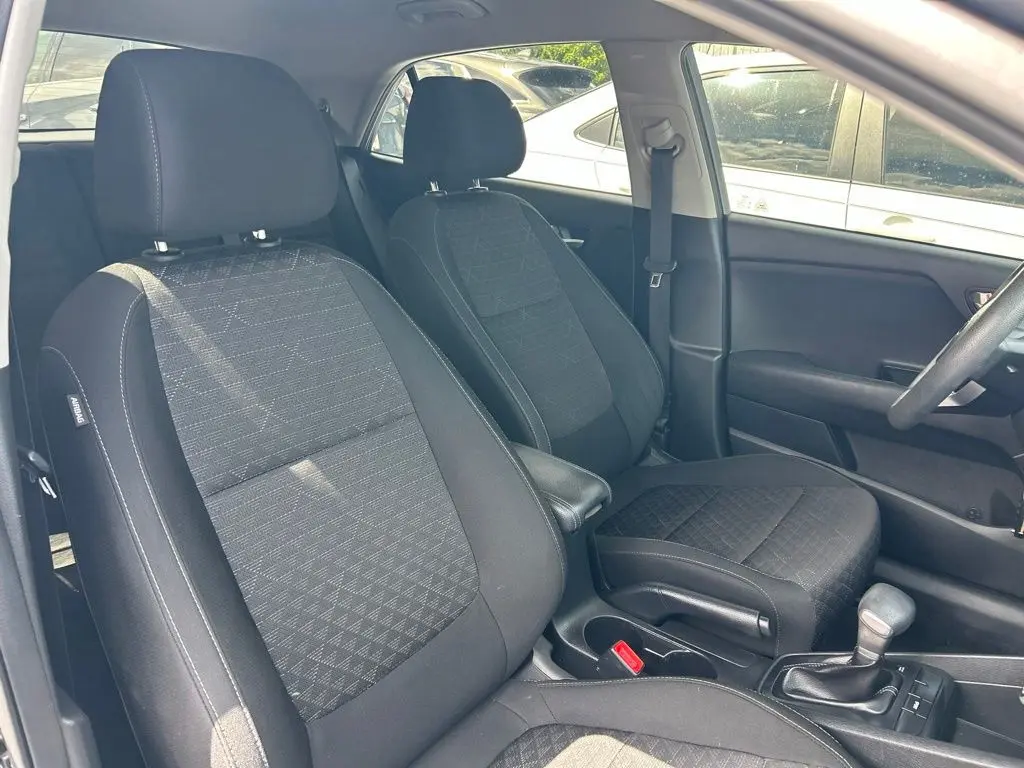 2020 Kia Rio - $10,131