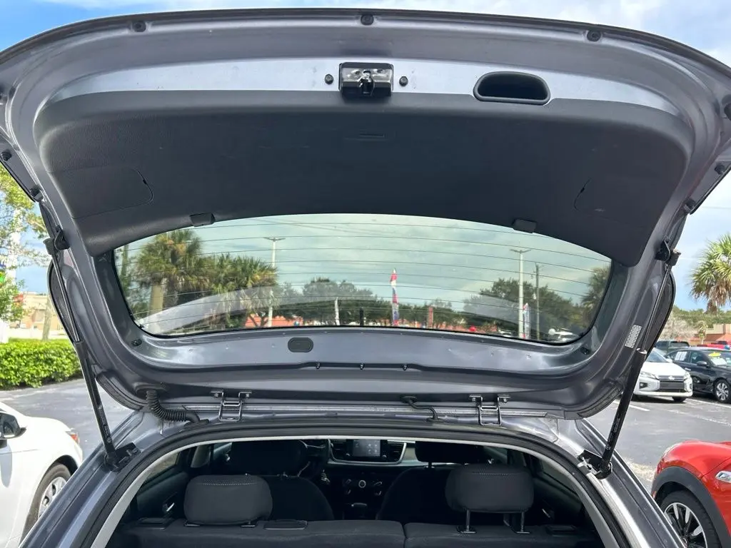 2020 Kia Rio - $10,131