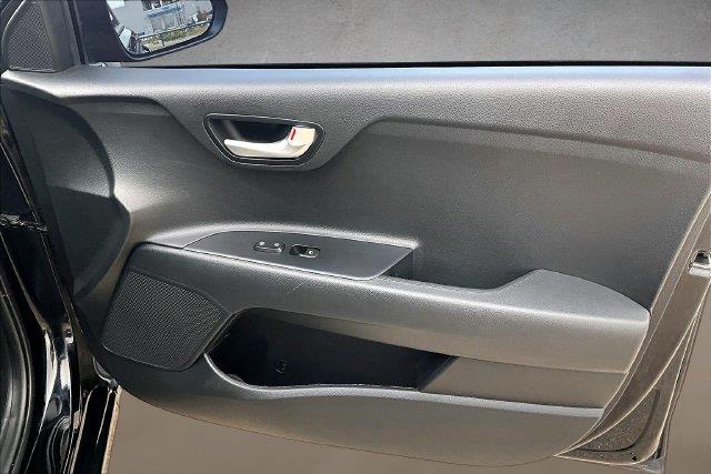 2023 Kia Rio - $15,992