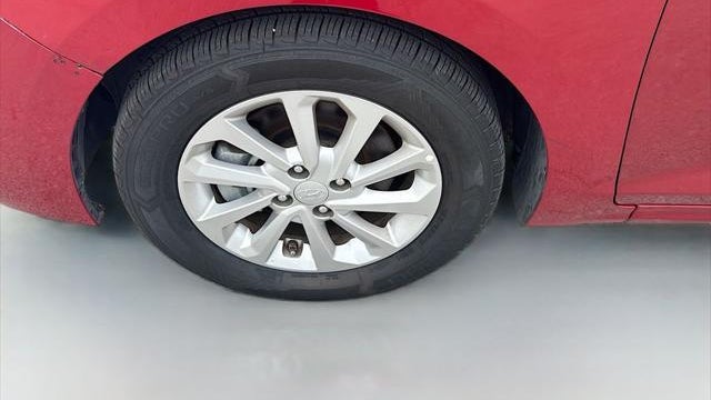 2022 Hyundai ACCENT SE