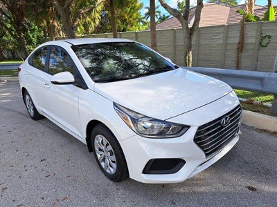 2022 Hyundai Accent 