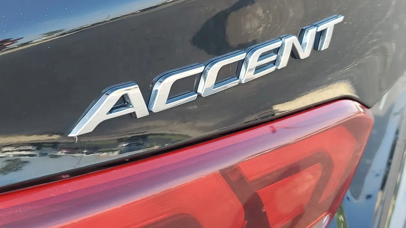 2020 Hyundai ACCENT SE