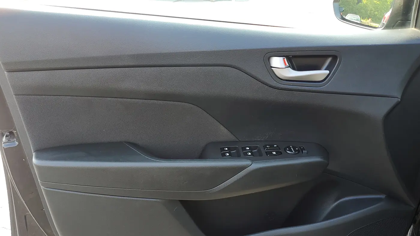 2020 Hyundai ACCENT SE