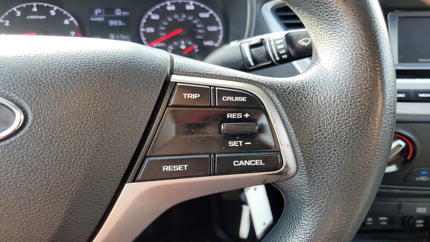 2020 Hyundai ACCENT SE