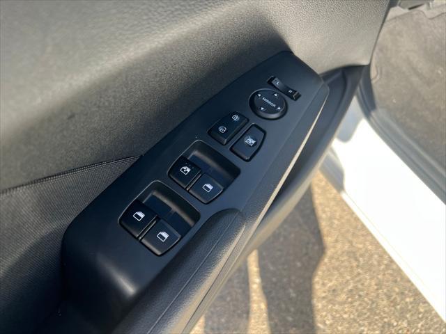 2022 Hyundai Accent - $17,527