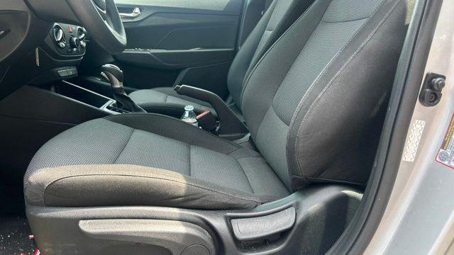 2022 Hyundai ACCENT SE