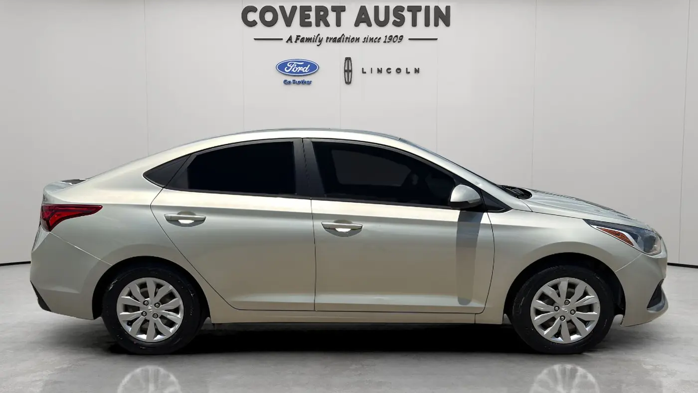 2020 Hyundai ACCENT SE