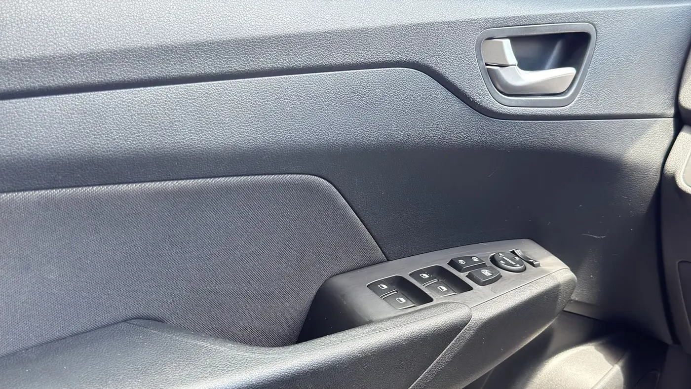 2020 Hyundai ACCENT SE
