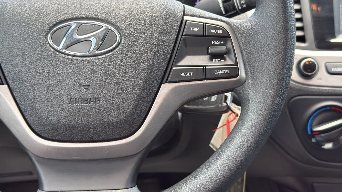 2020 Hyundai ACCENT SE