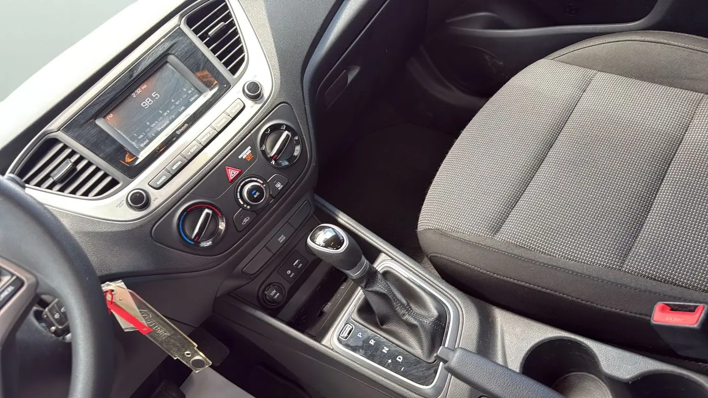 2020 Hyundai ACCENT SE