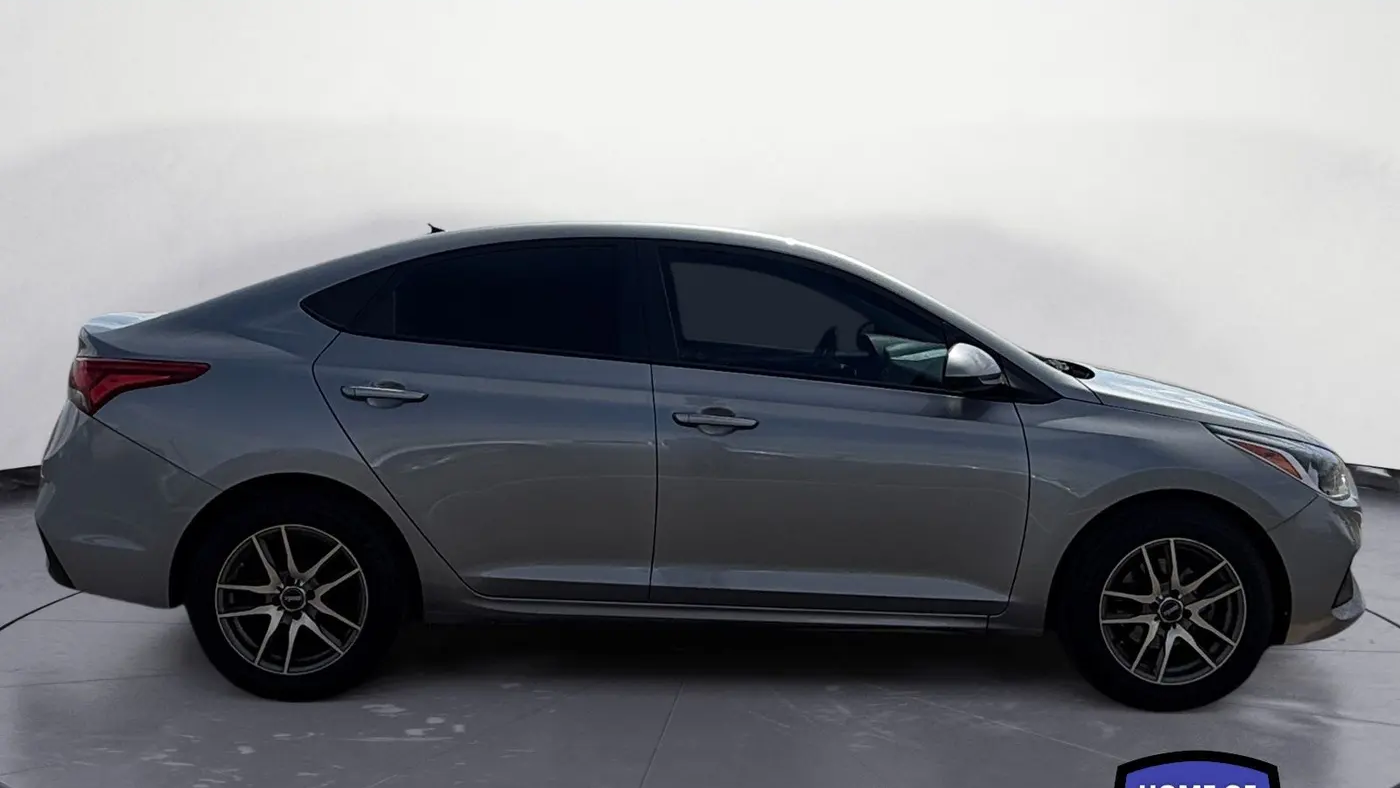 2021 Hyundai ACCENT SE