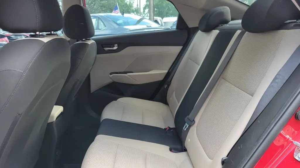 2022 Hyundai ACCENT SE