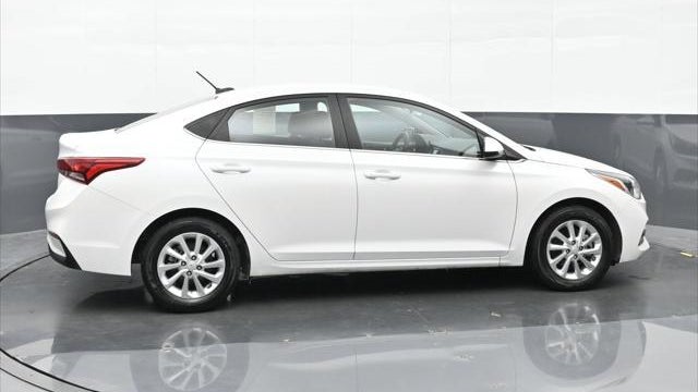 2022 Hyundai ACCENT SE
