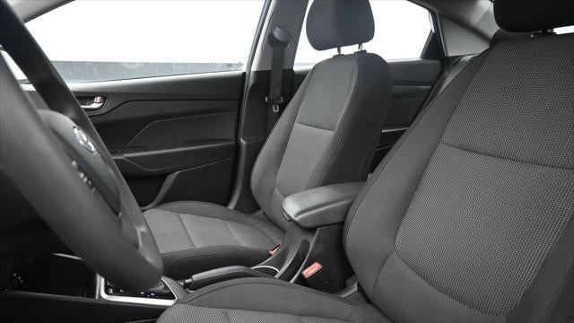 2022 Hyundai ACCENT SE