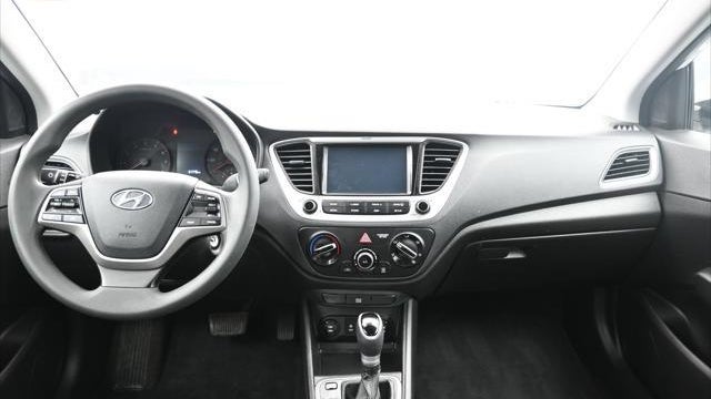2022 Hyundai ACCENT SE
