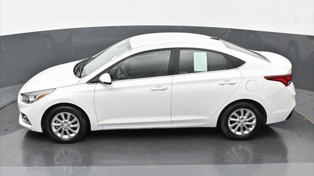 2022 Hyundai ACCENT SE
